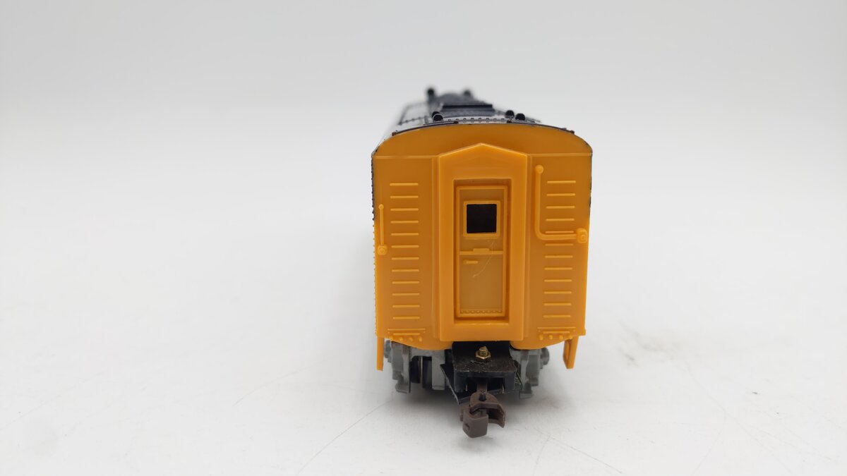 Bachmann 7071 Chessie System Diesel Loco. VG