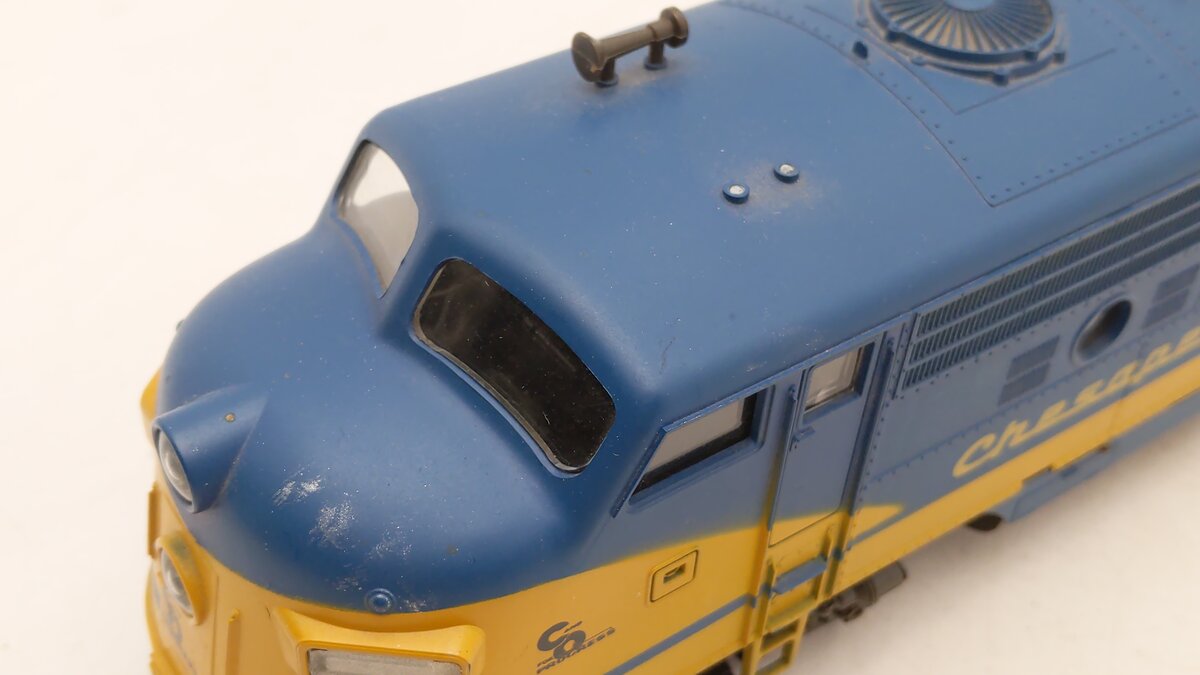 Atlas 6103 O Scale 2 Rail Chesapeake & Ohio F-9 Diesel Locomotive #8600 EX