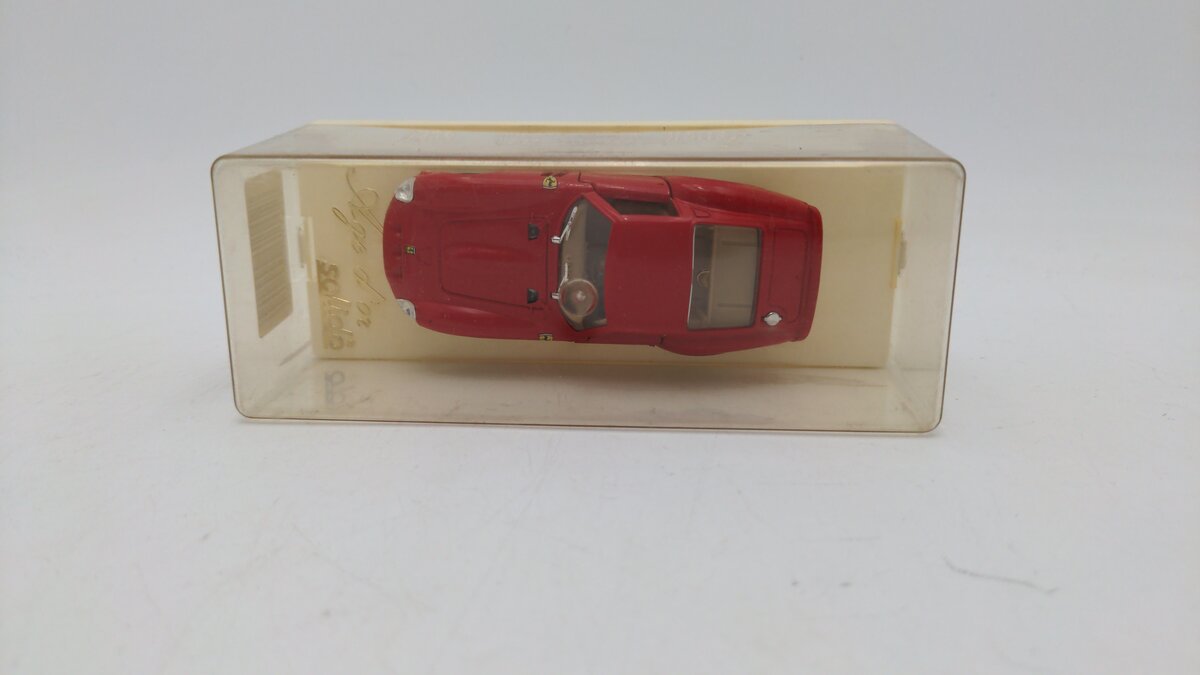 Solido 4506 1:43 Scale Red 1963 Ferrari 250 GTO Diecast Vehicle W/Plastic Case EX/Box