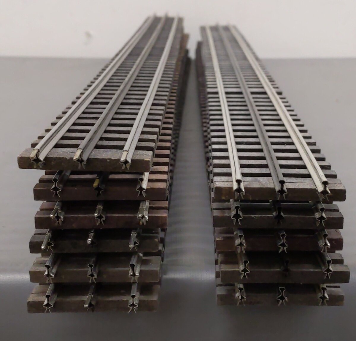 Gargraves WT-101-37 O Gauge Phantom Tinplate 37" Wood Tie Sectional Track (11) VG