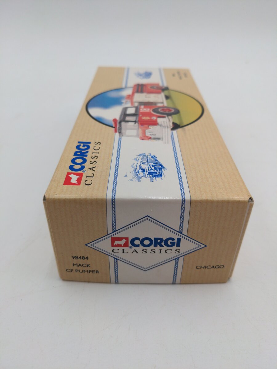 Corgi Classics 98484 1/50 Die-Cast Mack CF Pumper Fire Truck EX/Box