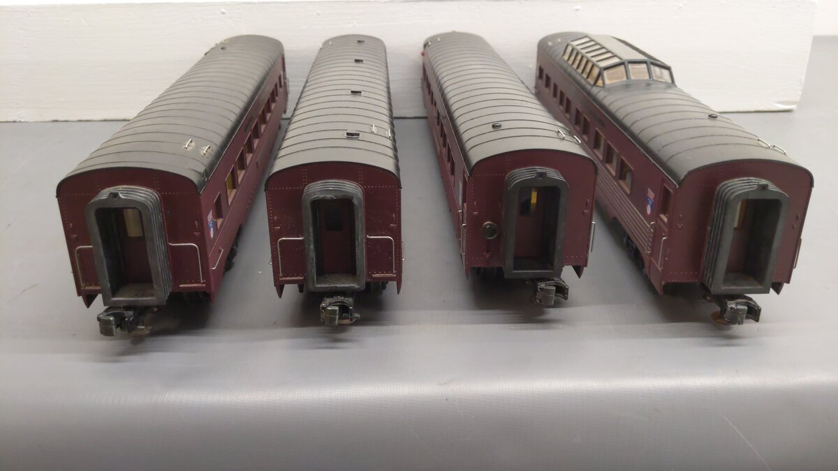 MTH 30-6730 O Canadian Pacific RailKing 60' Streamlined Passenger Set (Set of 4) EX