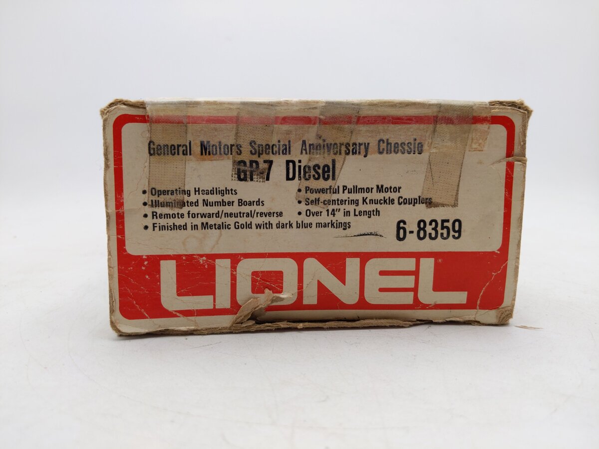 Lionel 6-8359 O Gauge Chessie System GM Gold GP7 Diesel Engine EX/Box