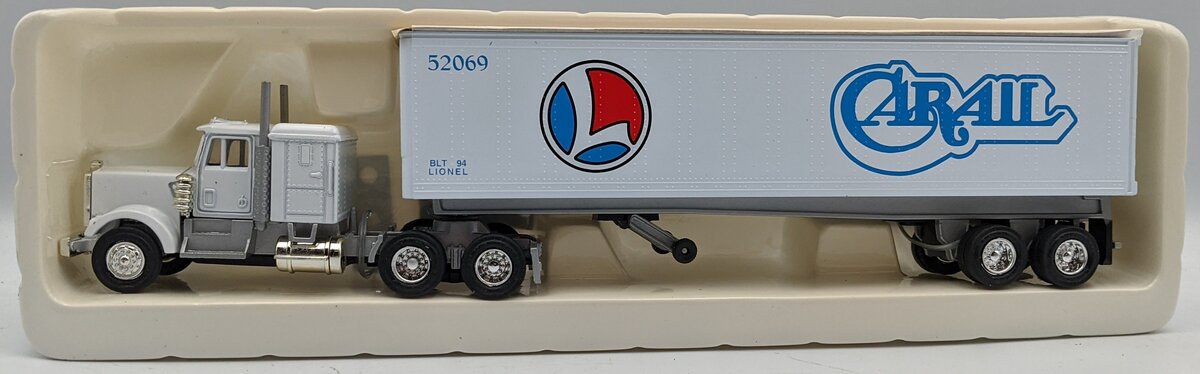 Lionel 6-52069 1:64 Carail Tractor And Trailer NIB
