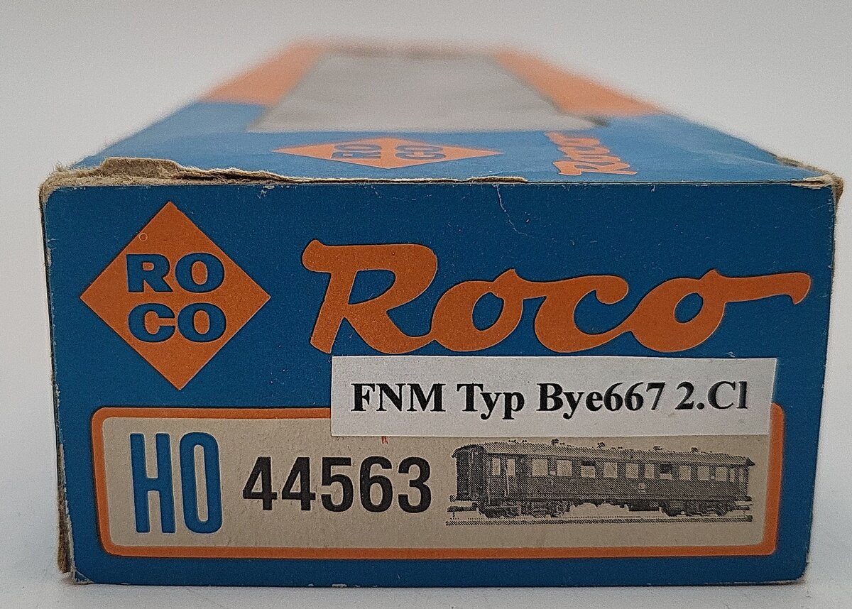 Roco 44563 HO Scale FNM 2nd Class Passenger Car #Be1135 EX/Box