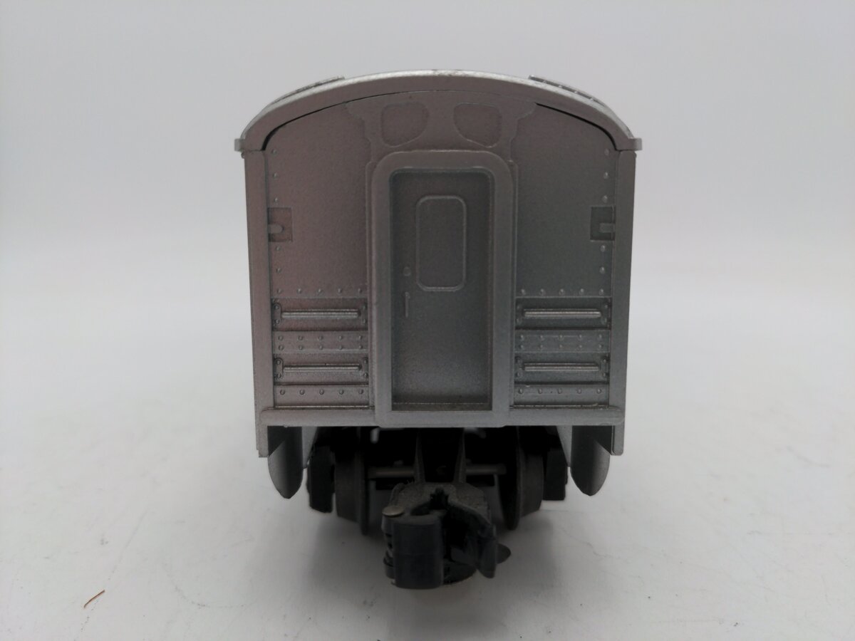 Lionel 6-6411 O Gauge Amtrak Illuminated Passenger Car #6411 EX
