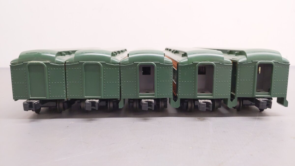 Williams 2504 O Gauge Great Northern 5-Car Madison Passenger Set EX