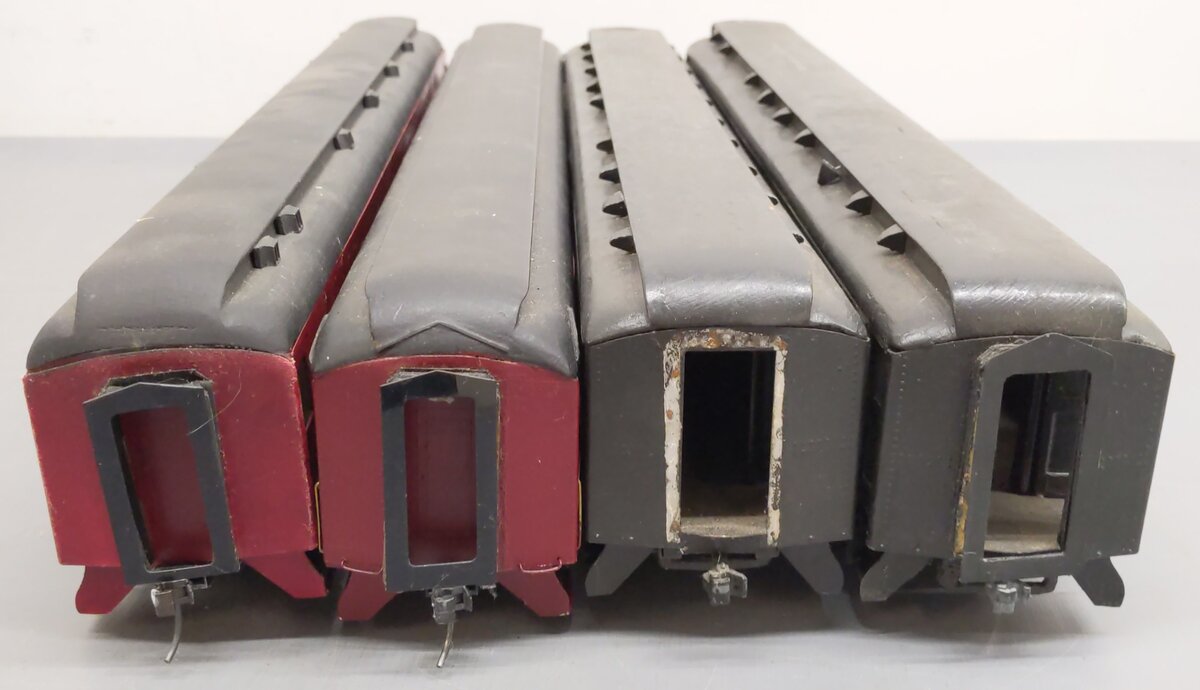 O Scale Assorted Passenger Cars (4) - 2-Rail - Painted