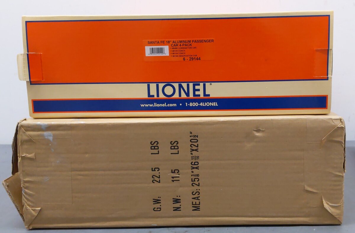 Lionel 6-29144 O Gauge Santa Fe 4-Car Aluminum Passenger Set VG/Box