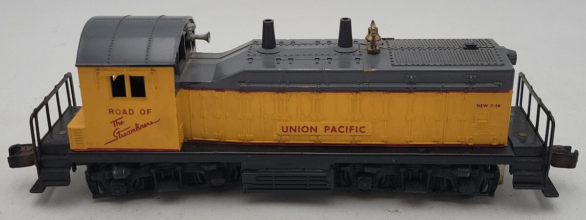 Lionel 613 Vintage O Union Pacific NW-2 Diesel Locomotive VG