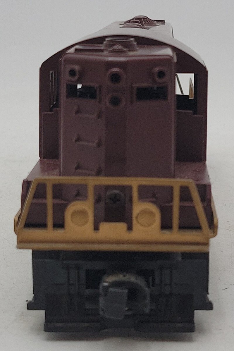 Lionel 2028 Vintage O Pennsylvania GP-7 Diesel Locomotive VG