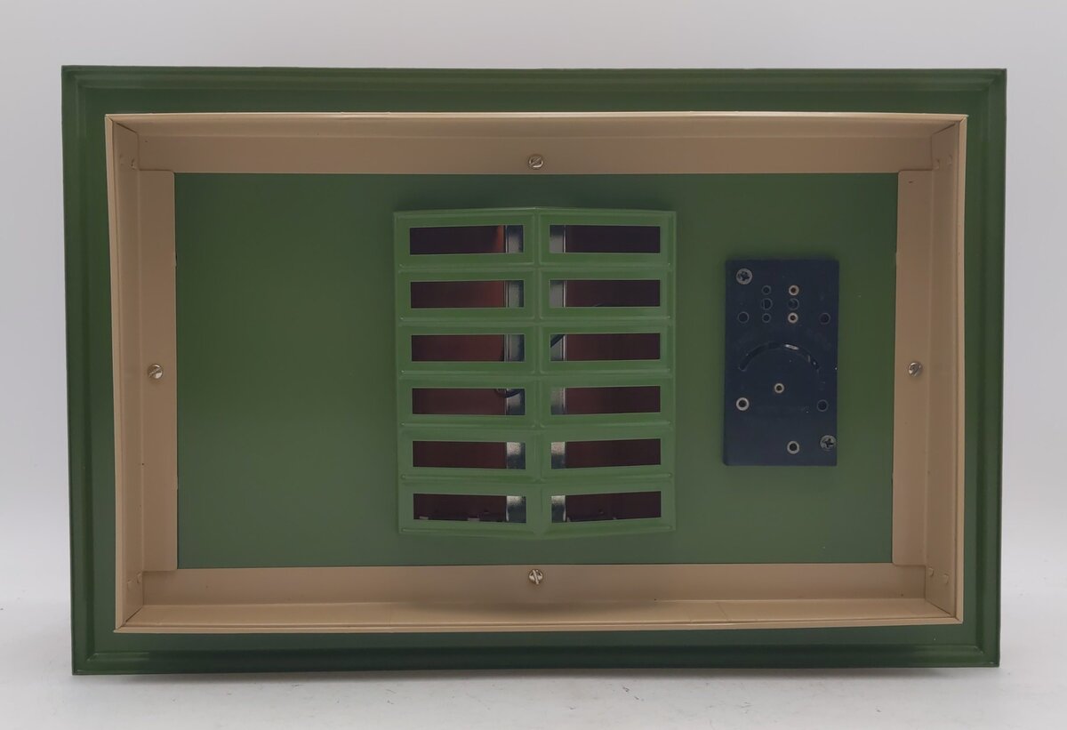 Lionel 6-34117 Standard Gauge Illumintated Station #128 LN