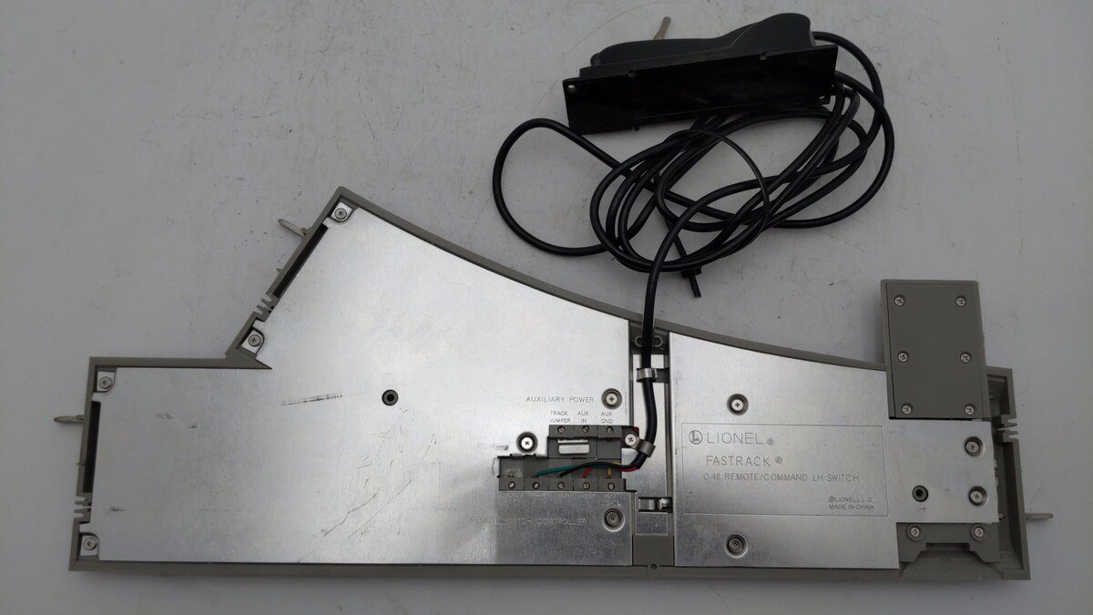 Lionel 681949 O Remote/Command Switch - Left Hand VG