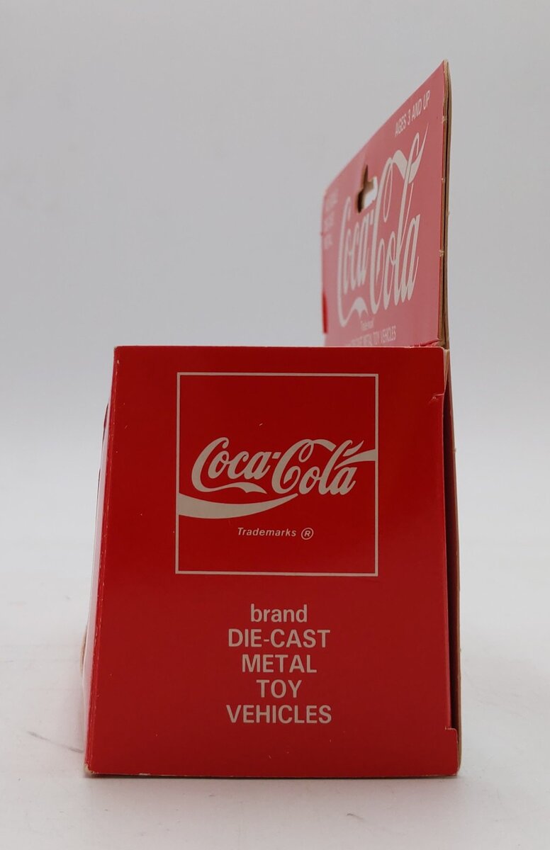 Coca-Cola Solido 1:43 Scale Dodge Plateau Flatbed Truck NIB