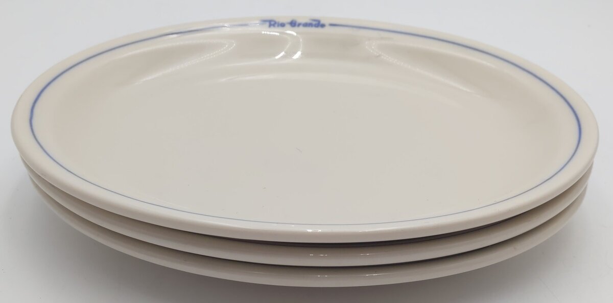 Syracuse China Rio Grande Prospector Pattern Oval Plates (Set of 3) EX