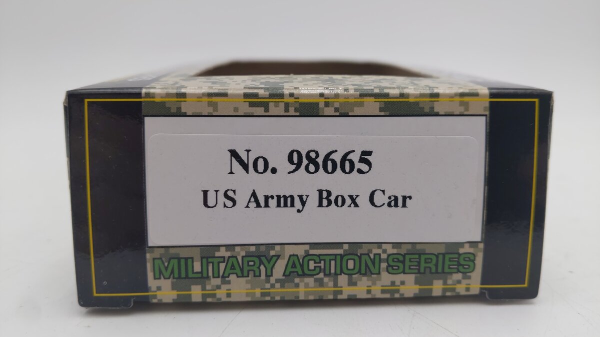 Model Power HO Scale 98665 US Army 40' Ammunition Box Car EX/Box