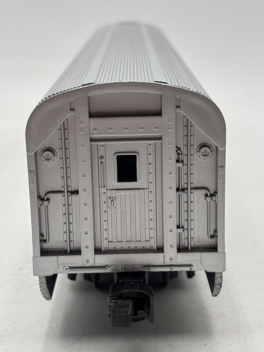 Williams O Gauge Canadian Pacific 'Blair Manor' Lighted Aluminum Passenger Car EX/Box