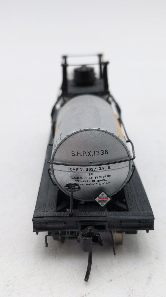 Broadway Limited HO Wyanadotte 6000 Gallon Tank Car