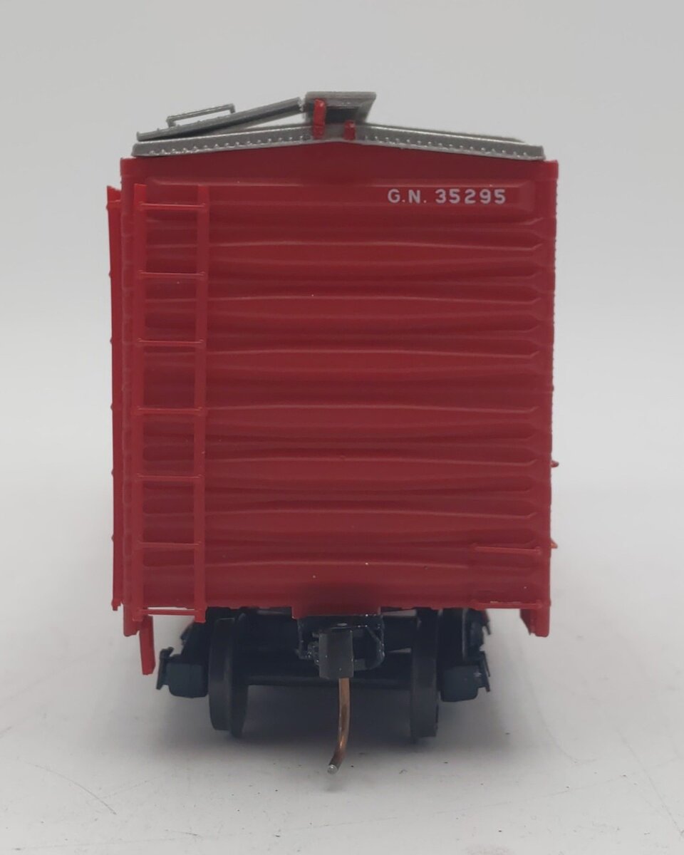 Pacific Rail S Scale Great Northern Sliding Double Door Boxcar #35295 VG