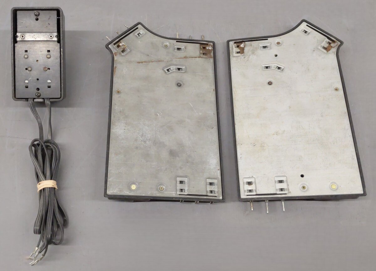 Lionel 1122 Vintage O-27 Remote Control Switches (Pair of 2)