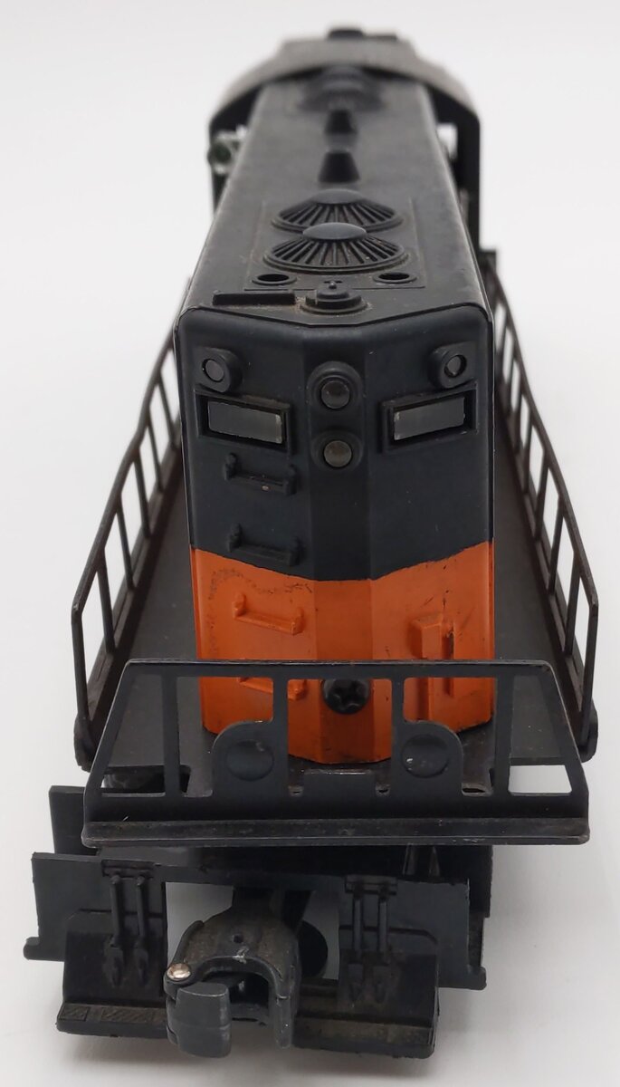 Lionel 2338 Vintage O Gauge Milwaukee Road Powered GP-7 Diesel Locomotive VG