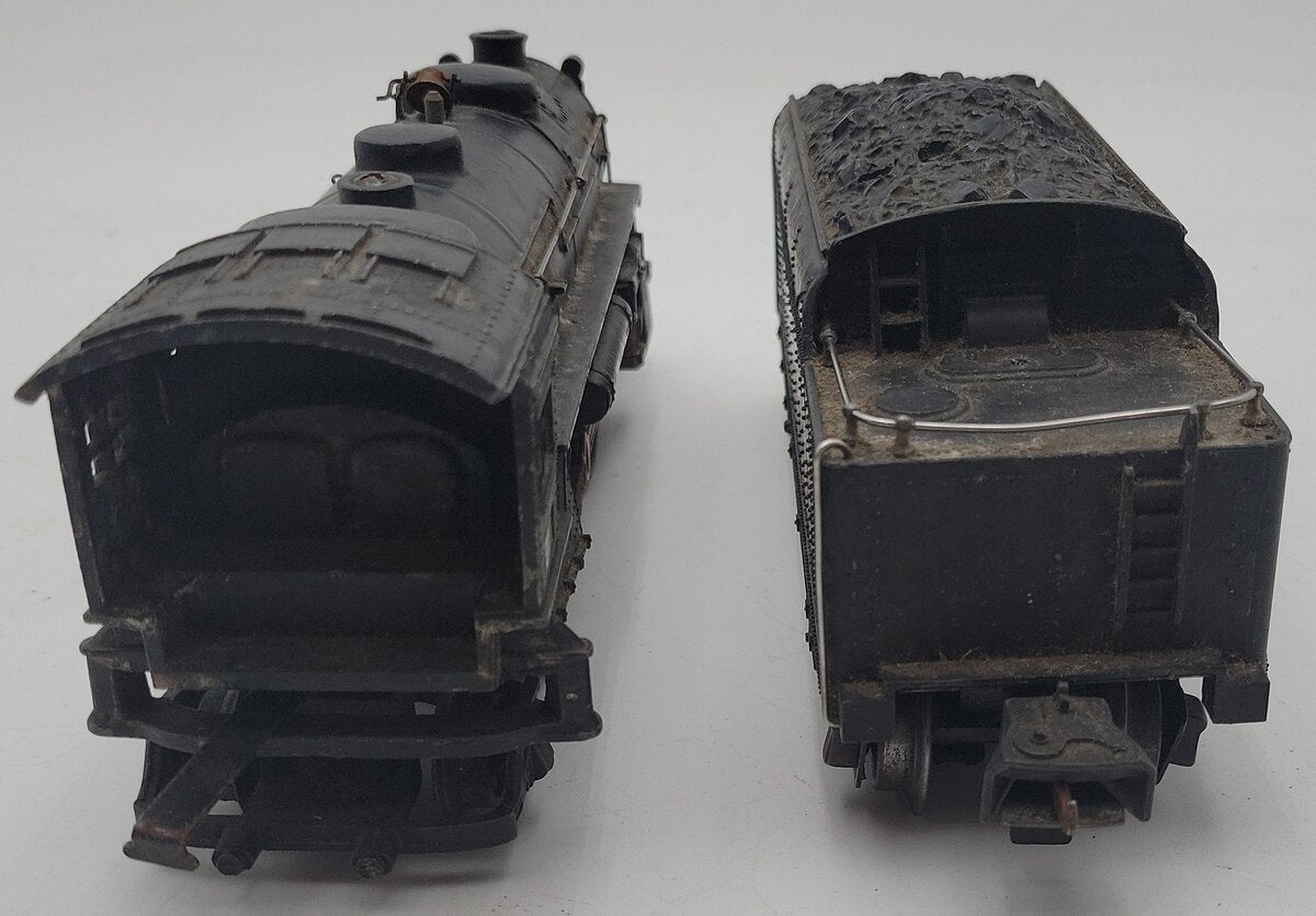 Lionel 224 Vintage O Prewar 2-6-2 Steam Locomotive and Tender