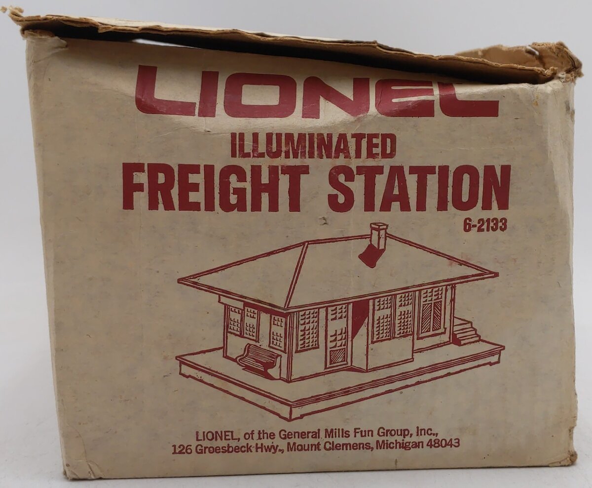 Lionel 6-2133 O Scale Illuminated Freight Station Assembled - Custom VG/Box