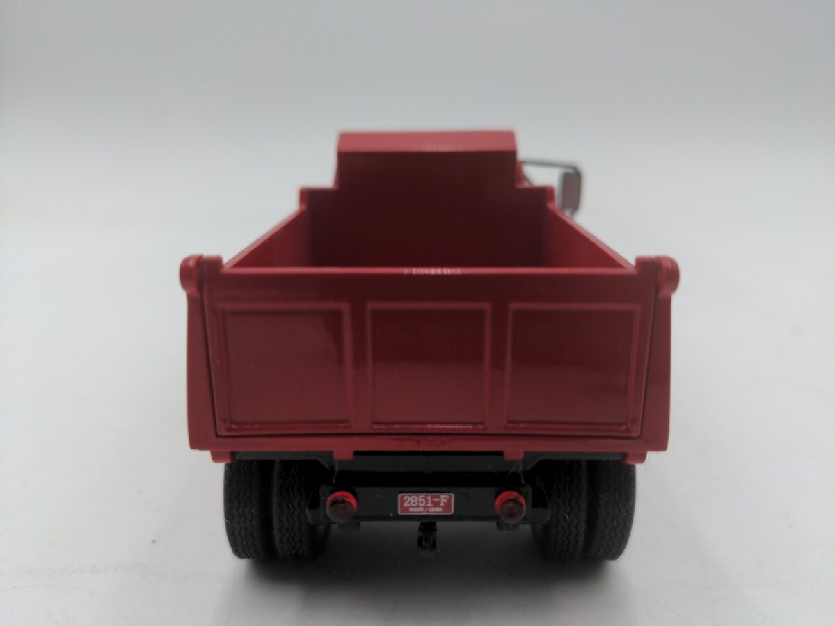 Whitebox 1/43 International Harvester KB7 Nv184 VG/Box