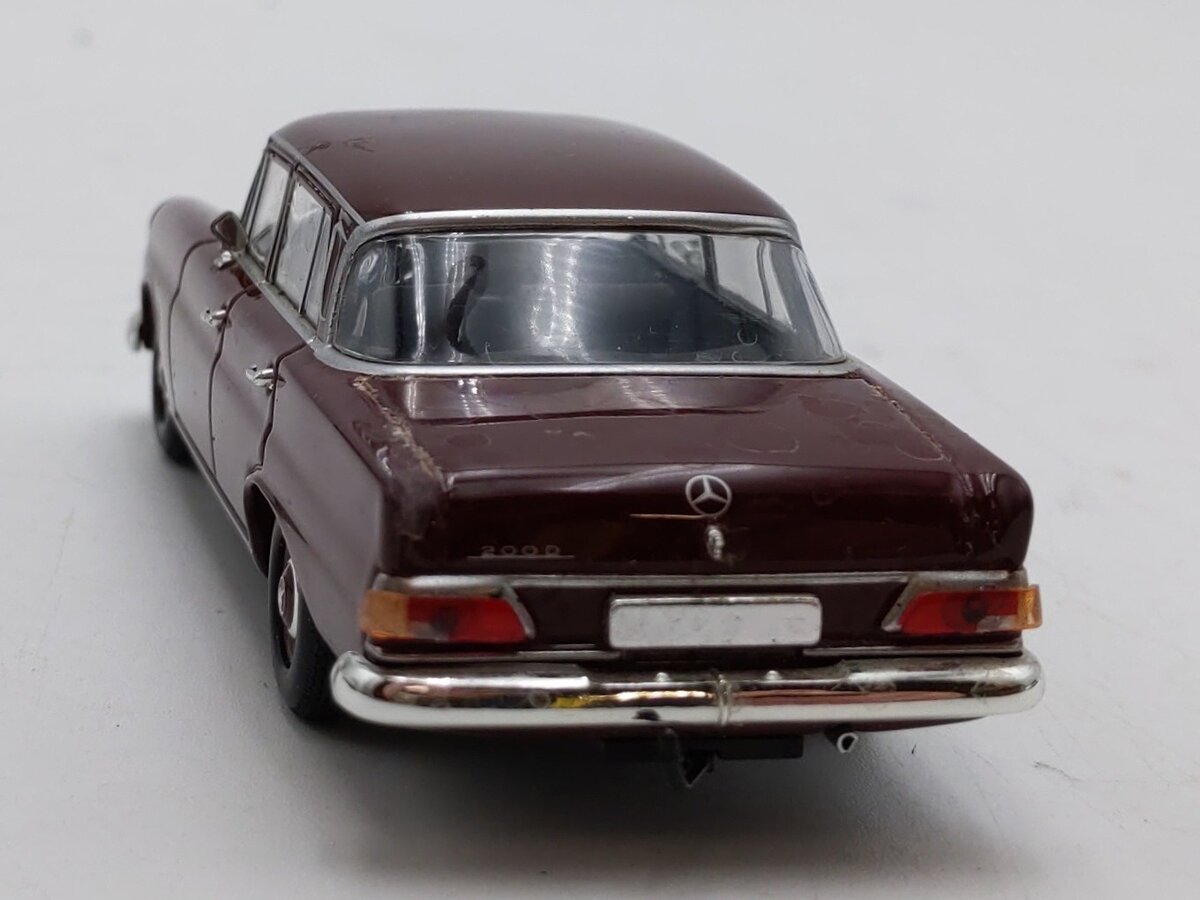 IXO Models 1:43 Scale IXOCLC357N Mercedes 220 SE (W111), Red, 1959 LN/Box