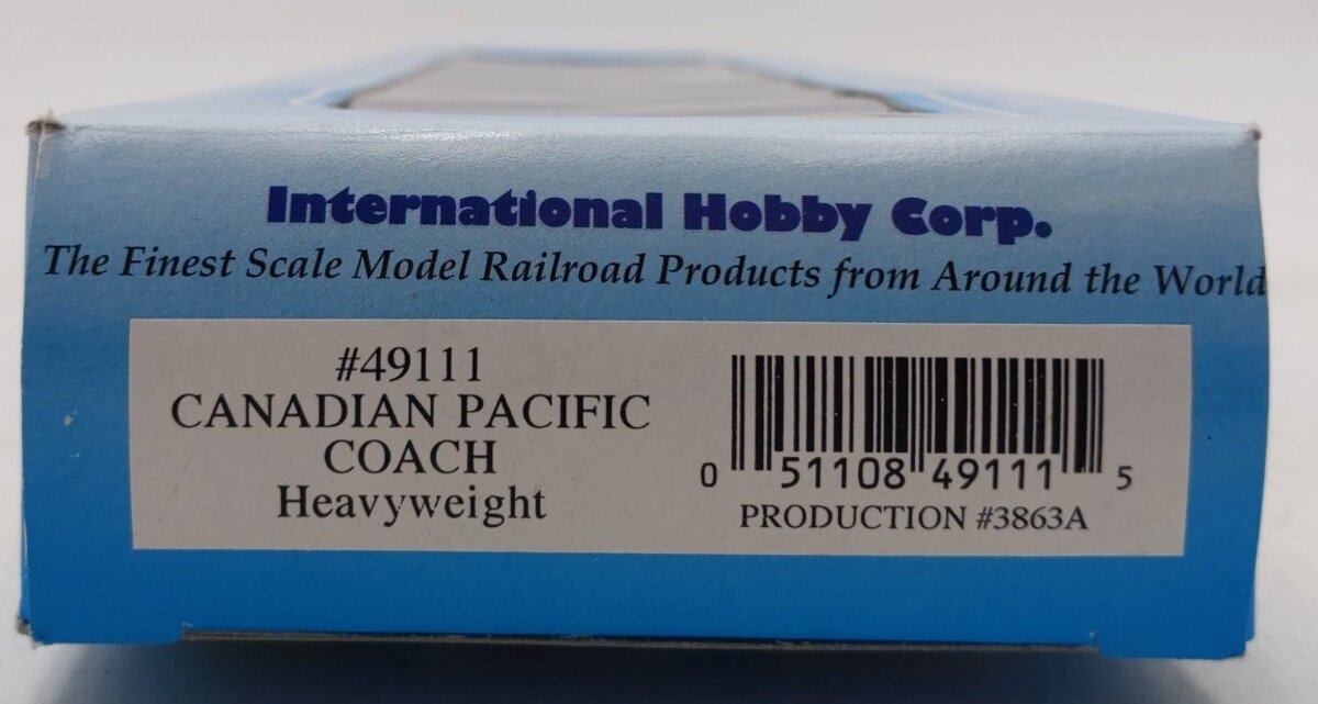 IHC 49111 HO Scale Canadian Pacific Heavyweight Coach Car #1300 LN/Box