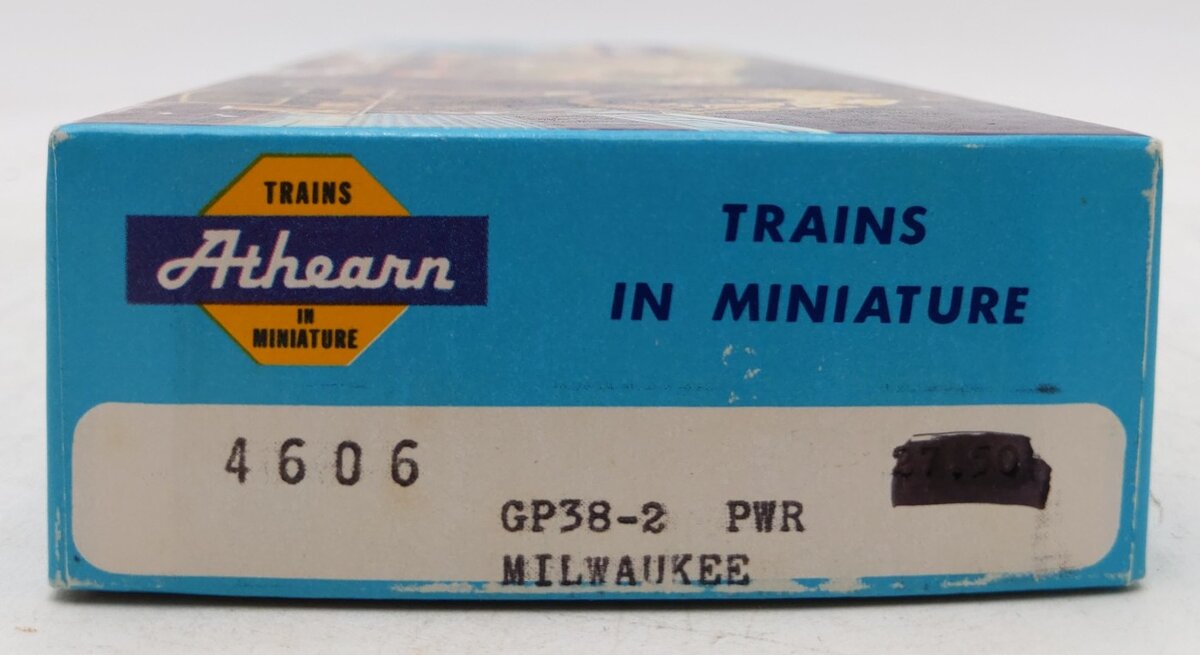 Athearn 4606 HO Scale Milwaukee Road GP38-2 Diesel Locomotive #365 EX/Box