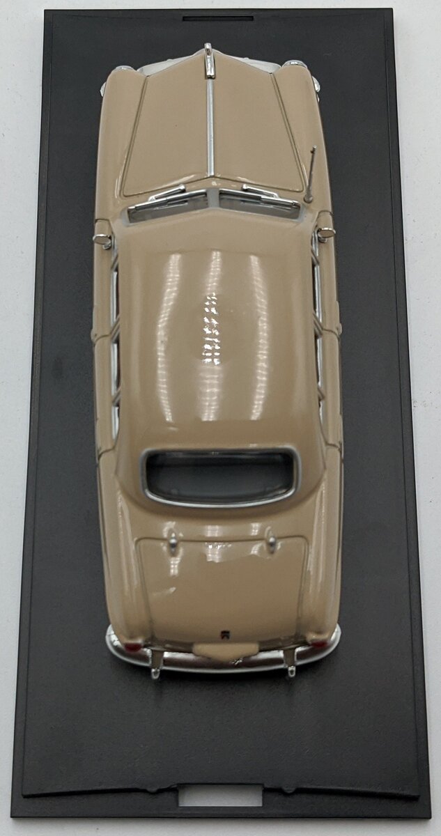 MTH 30-50085 1:43 1950 Sunland Beige Ford 4-Door Sedan NIB