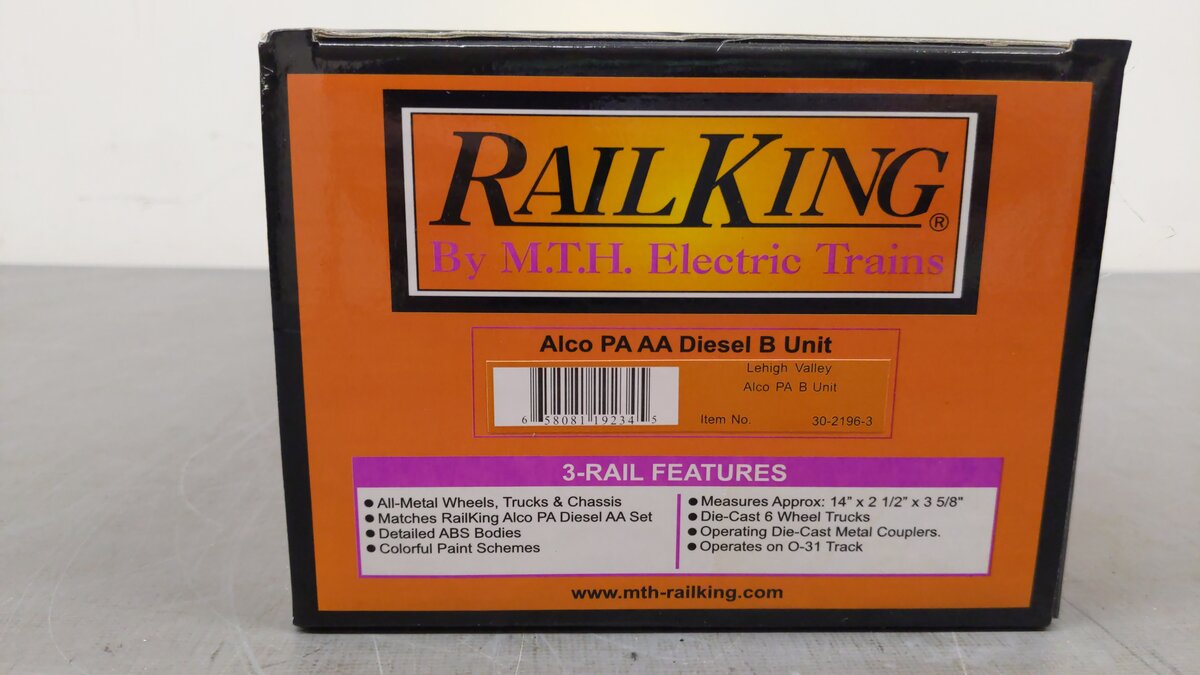 MTH 30-2196-3 Lehigh Valley Alco PA B Unit Non-Powered Diesel Engine EX/Box