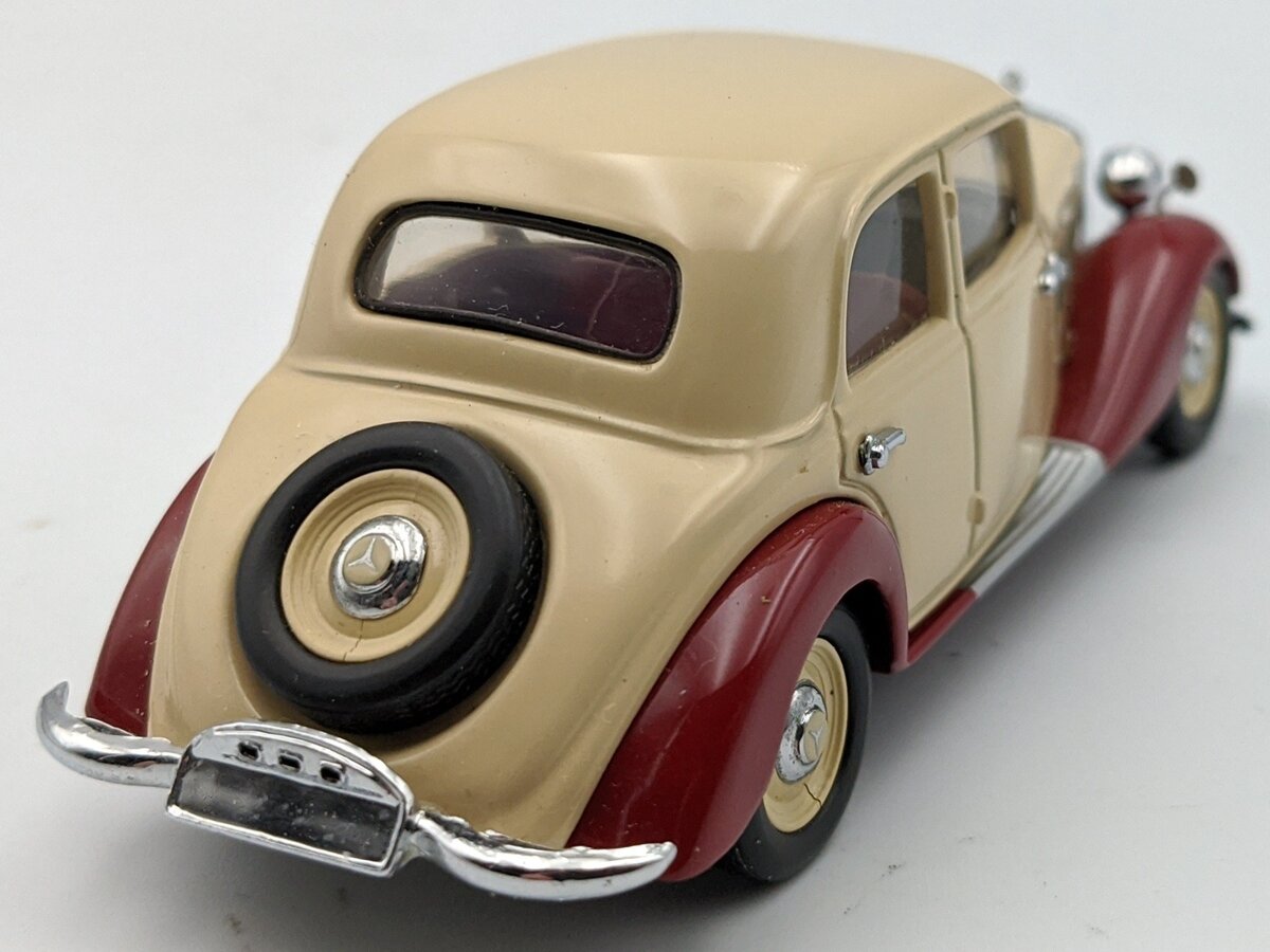 Schuco 1:43 Mercedes-Benz 170/W136 V 1949 LN