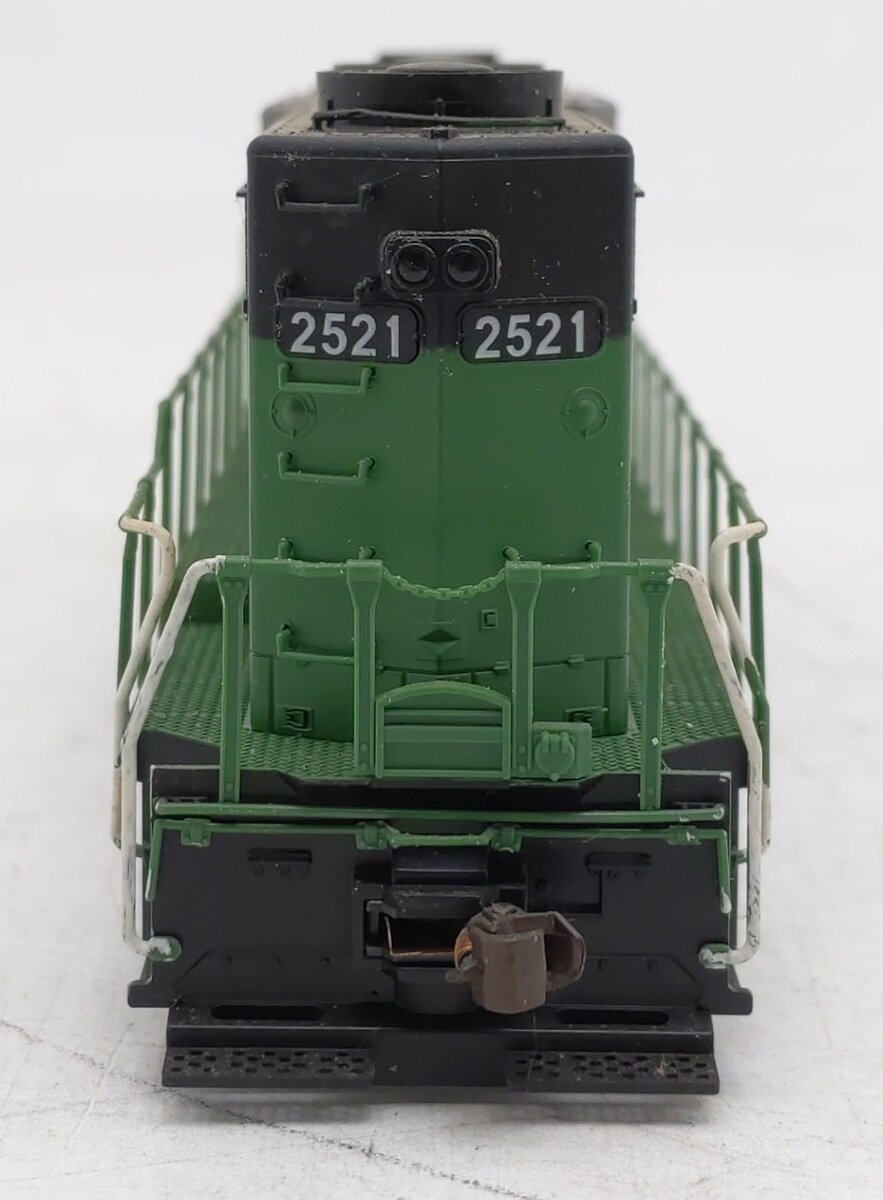 Kato 37-3001 HO Scale Bulington Northen GP35 Diesel Engine #2521 EX