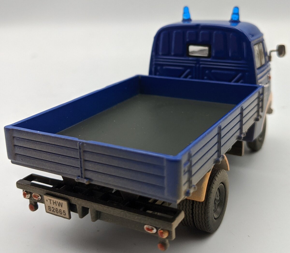 Premium ClassiXXs 1:43 Mercedes-Benz L319 Blue