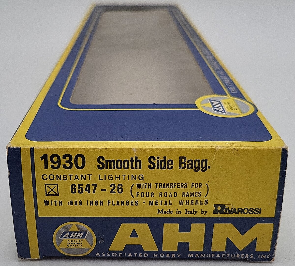 AHM 6547-26 HO Scale Unmarked Smooth Sided Baggage Car EX/Box