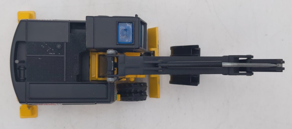 NZG 405/03 1:50 Caterpillar M318 Wheeled Excavator VG