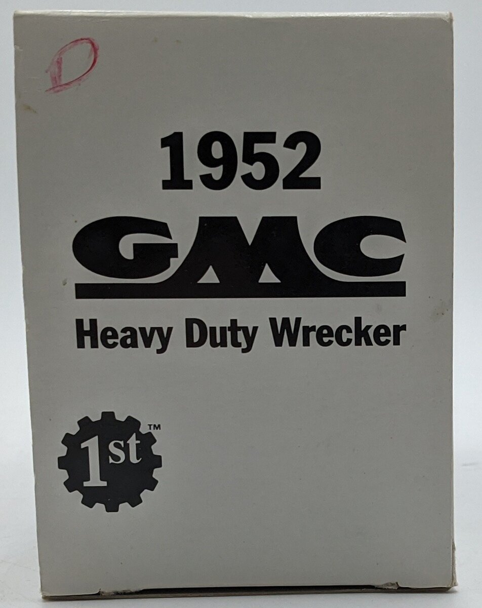 First Gear 10-1035 1:34 Diecast 1952 GMC Heavy Duty Wrecker Police Dpt. Traffic VG/Box