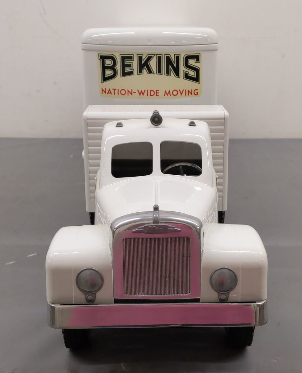 Smith Miller 1:16 Scale Mack Truck w/ Bekins Moving Trailer LN