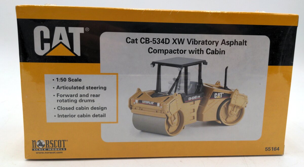 Norscot 55164 1:50 Caterpillar CB-534D XW Vibratory Asphalt Compactor/Roller NIB
