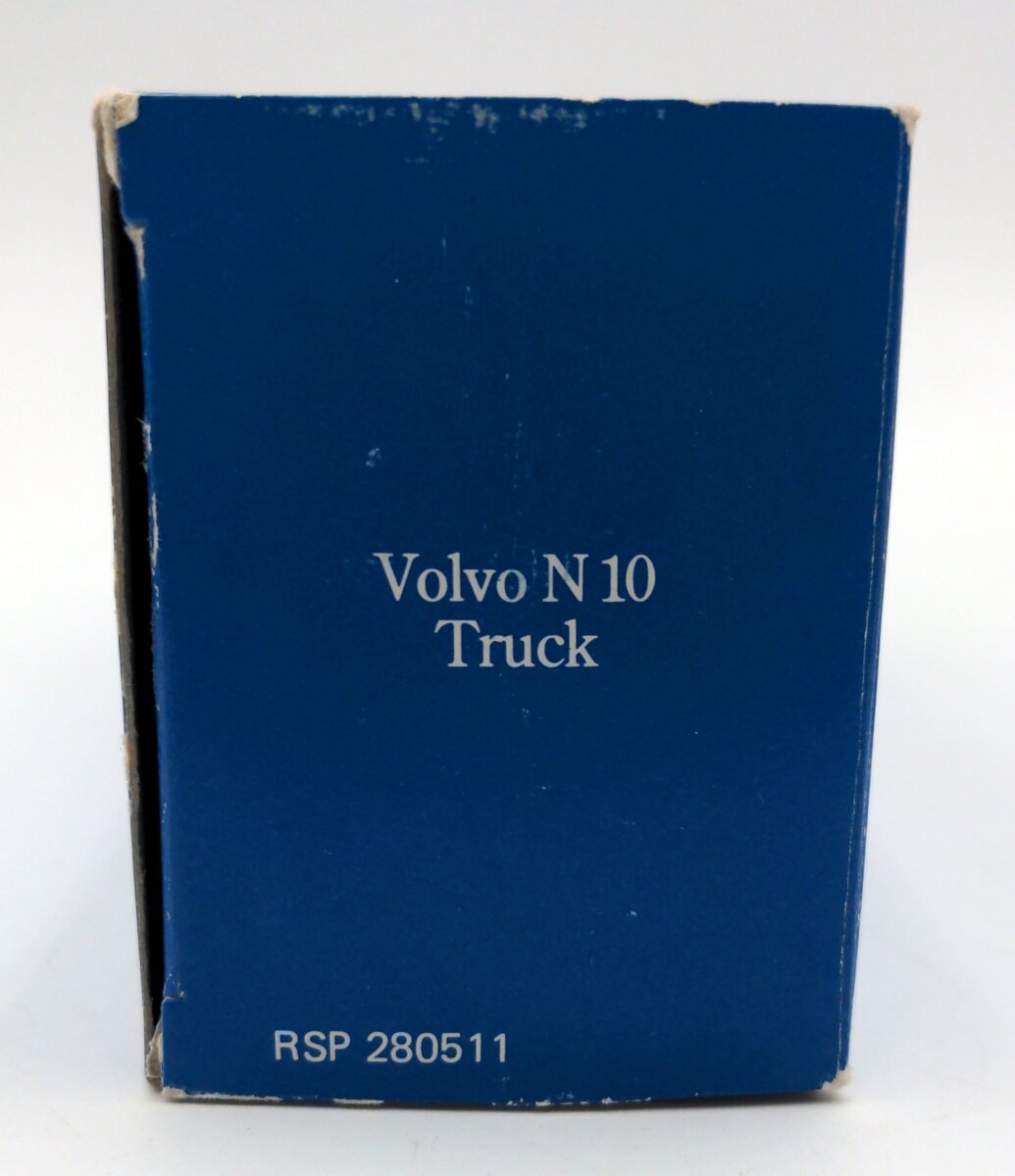 Siku 2517 1:50 Scale Diecast Volvo F12 Turbo 6 Truck (Yellow) NIB