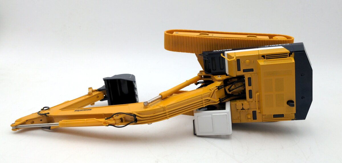 Joal 183 1:32 Komatsu PC400LC Excavator LN