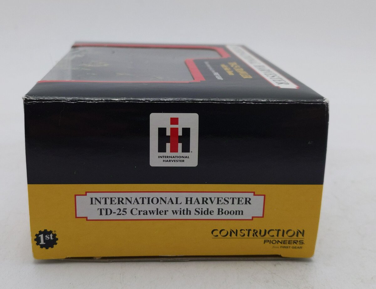 International Harvester TD-25 1:50 Scale Diesel Crawler w/Side Bom LN/Box