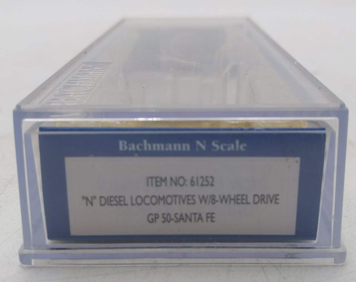 Bachmann 61252 N Scale Santa Fe GP50 Diesel Locomotive #8759 EX/Box