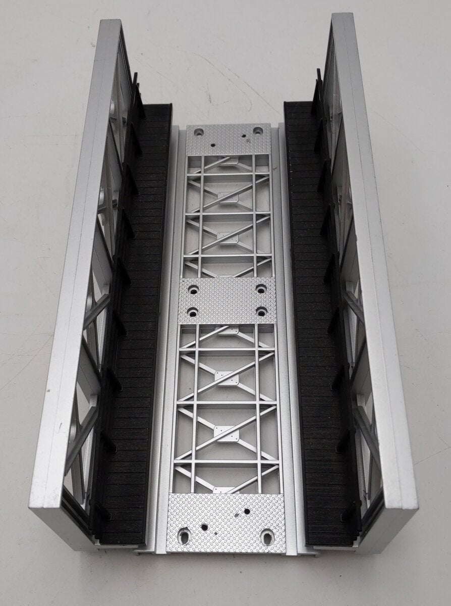 MTH 40-1102 O Scale Girder Bridge in Silver EX/Box