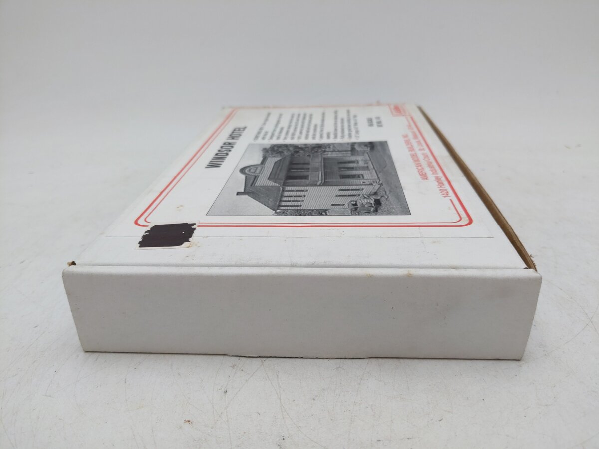 American Model Builders 143 HO Hotel Windsor Laser Art Building Kit EX/Box
