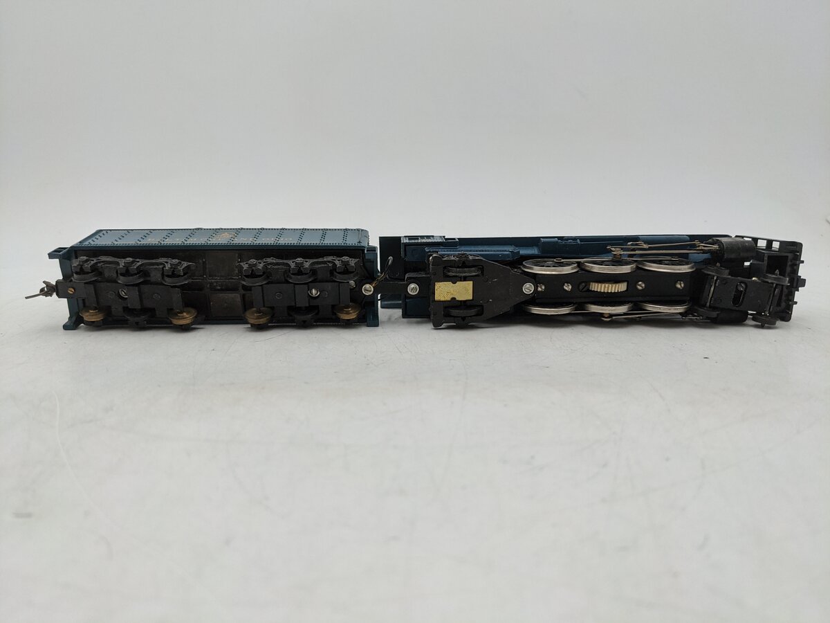 Mantua 311-25 HO Baltimore & Ohio 4-6-2 Steam Locomotive & Tender #4073 EX