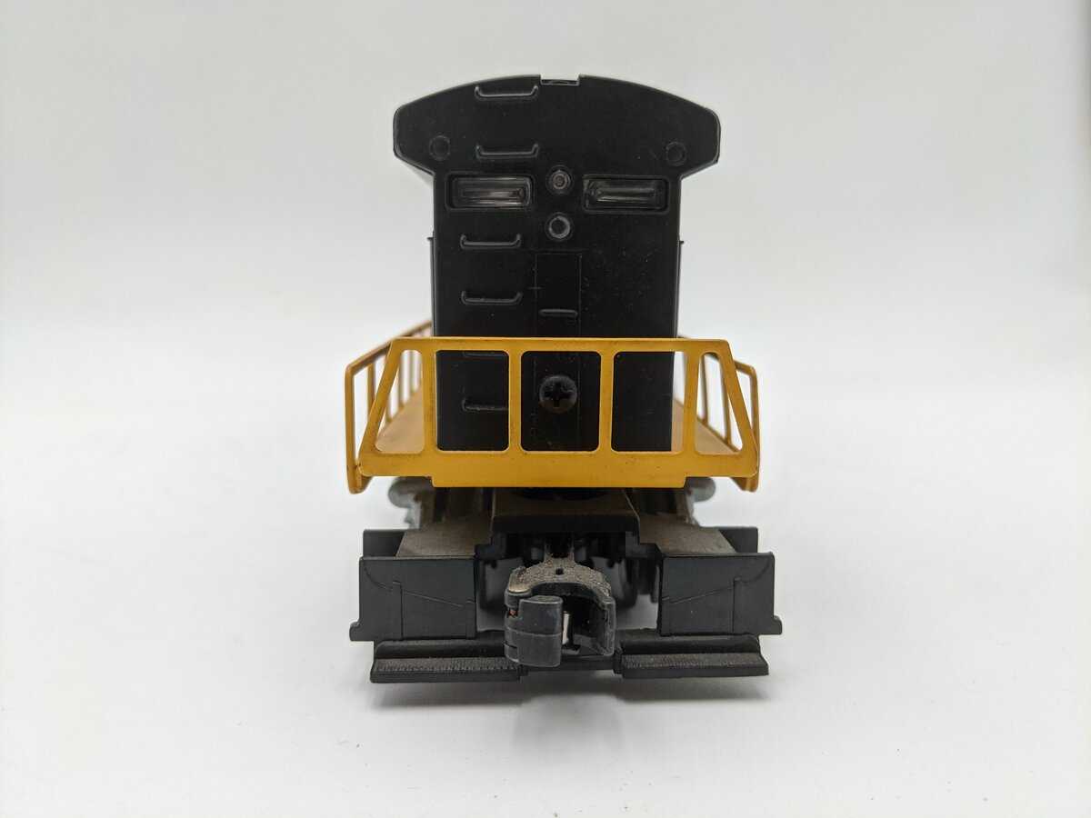 Lionel 6-8857 Northern Pacific U36B Diesel Locomotive EX