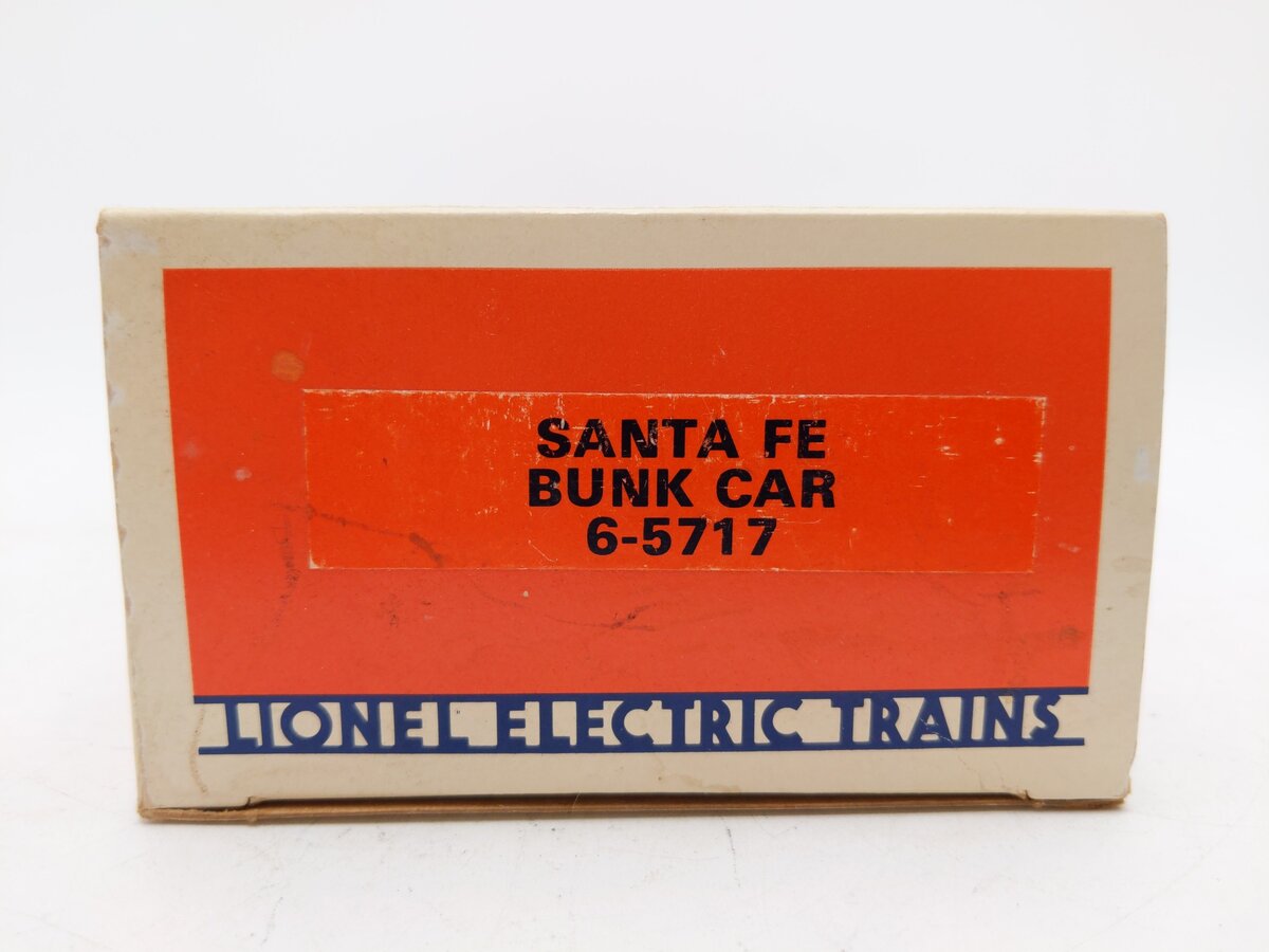 Lionel 6-5717 O Gauge Santa Fe Illuminated Bunk Car EX/Box
